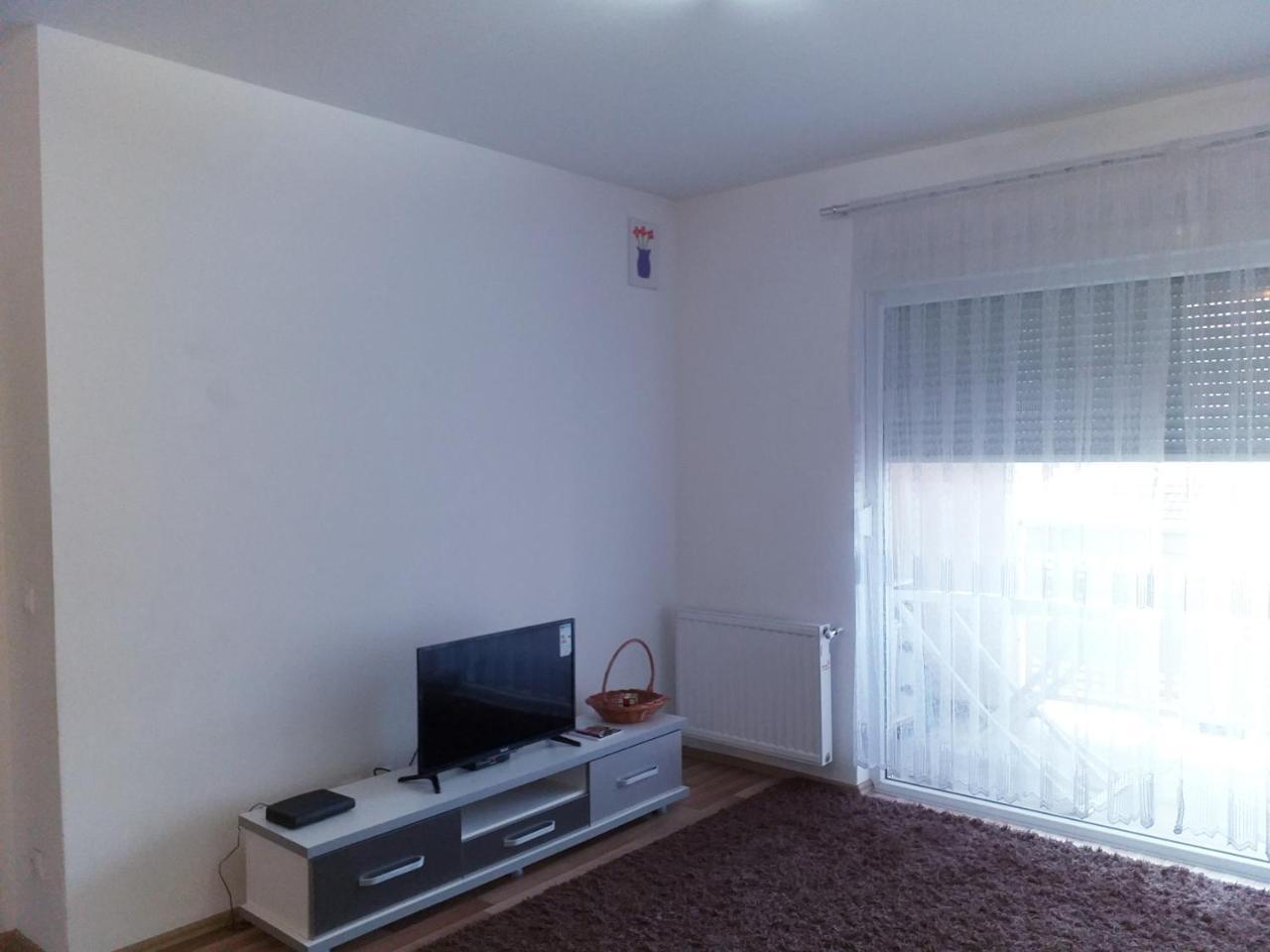 Taras Apartments Priştine Dış mekan fotoğraf